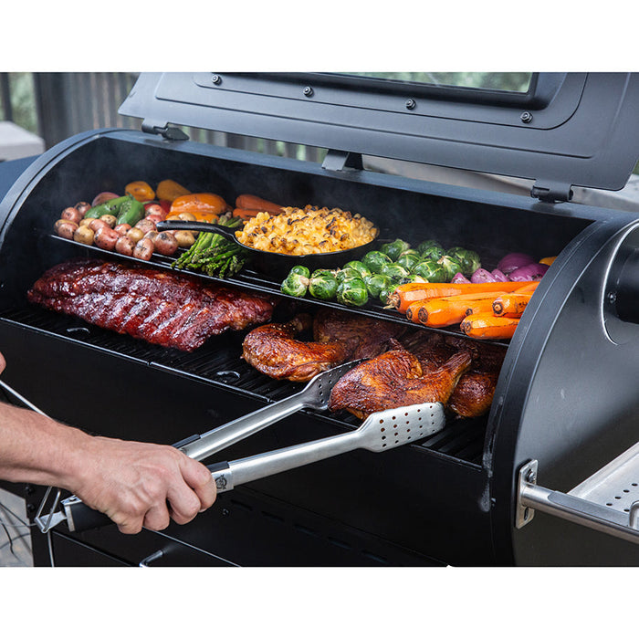 What Features Should I Look for in a Durable Charcoal Grill?