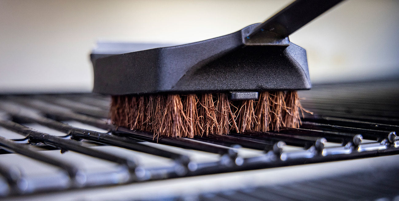 Cleaning Your Wood Pellet Grill 101: Ash, Grease & Gasket Care