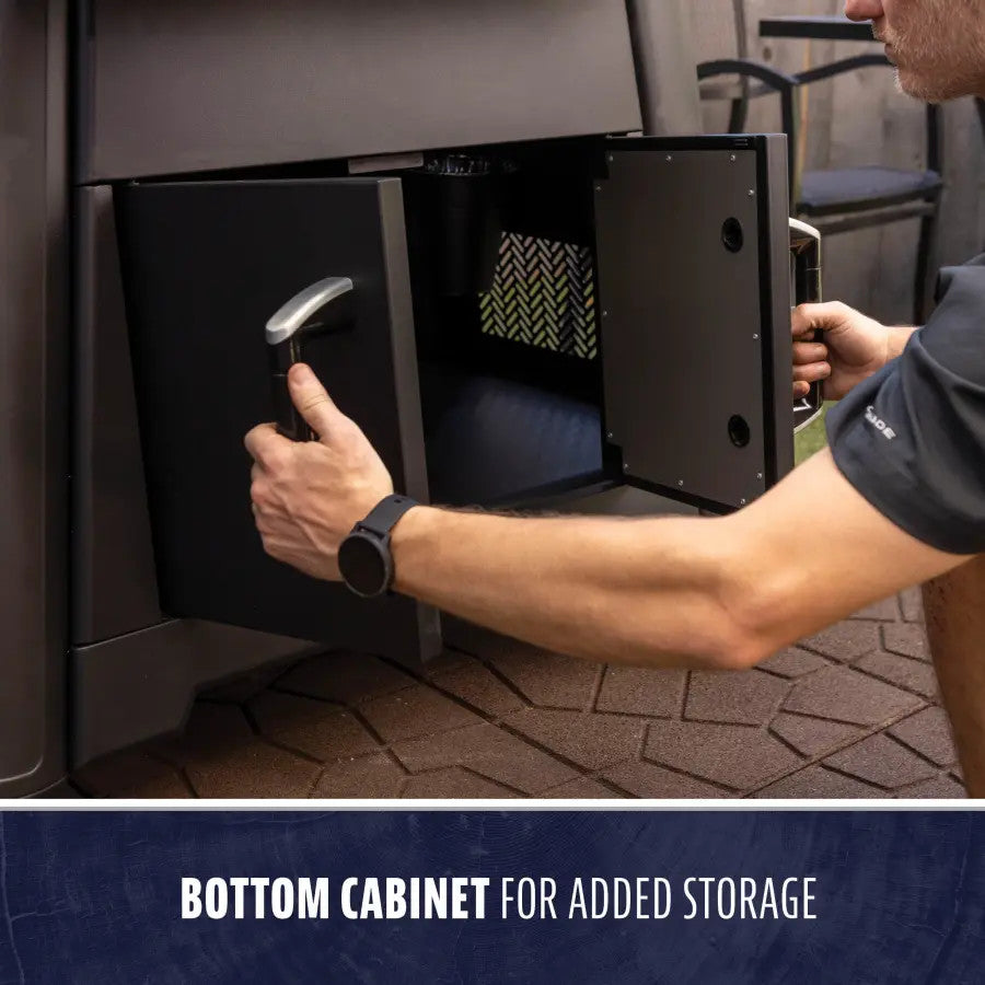 Black bottom cabinet for added storage.