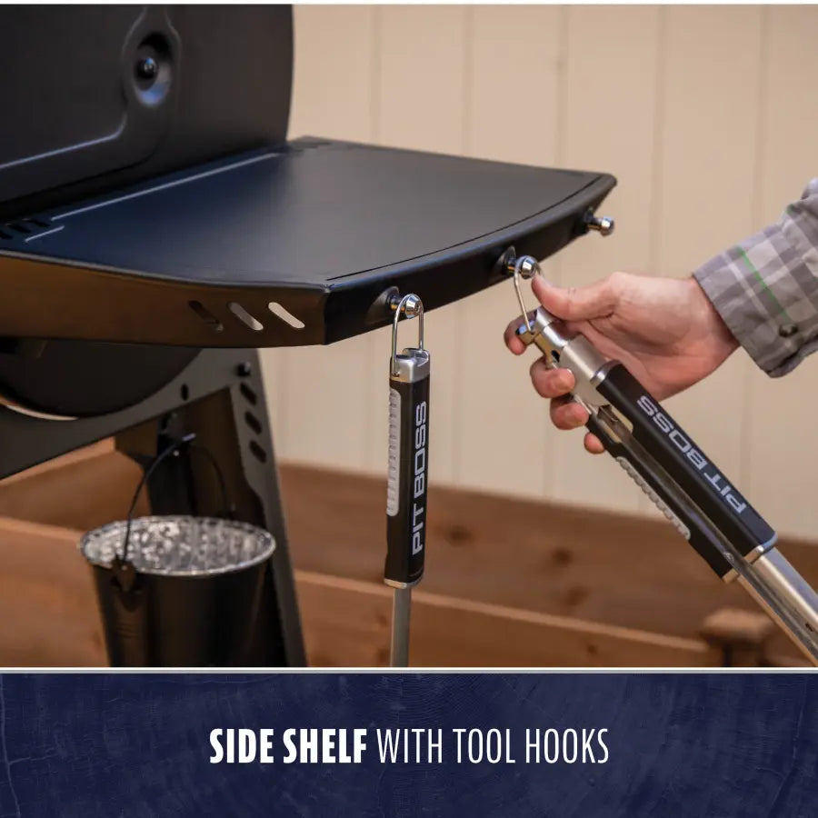 Competition Series 1600 Wood Pellet Grill